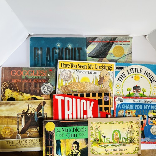 Caldecott award books lot - award,