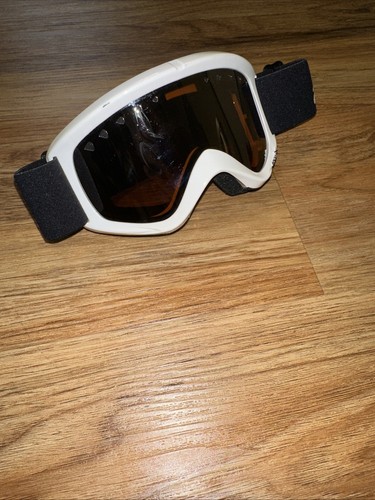 Women white anon - women's,